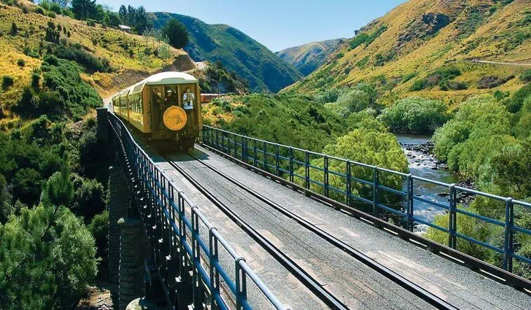 Taieri Gorge Railway, Dunedin